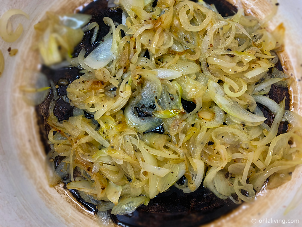 Caramelised onions for biryani sauce