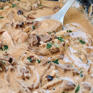 Easy Classic Beef Stroganoff Recipe